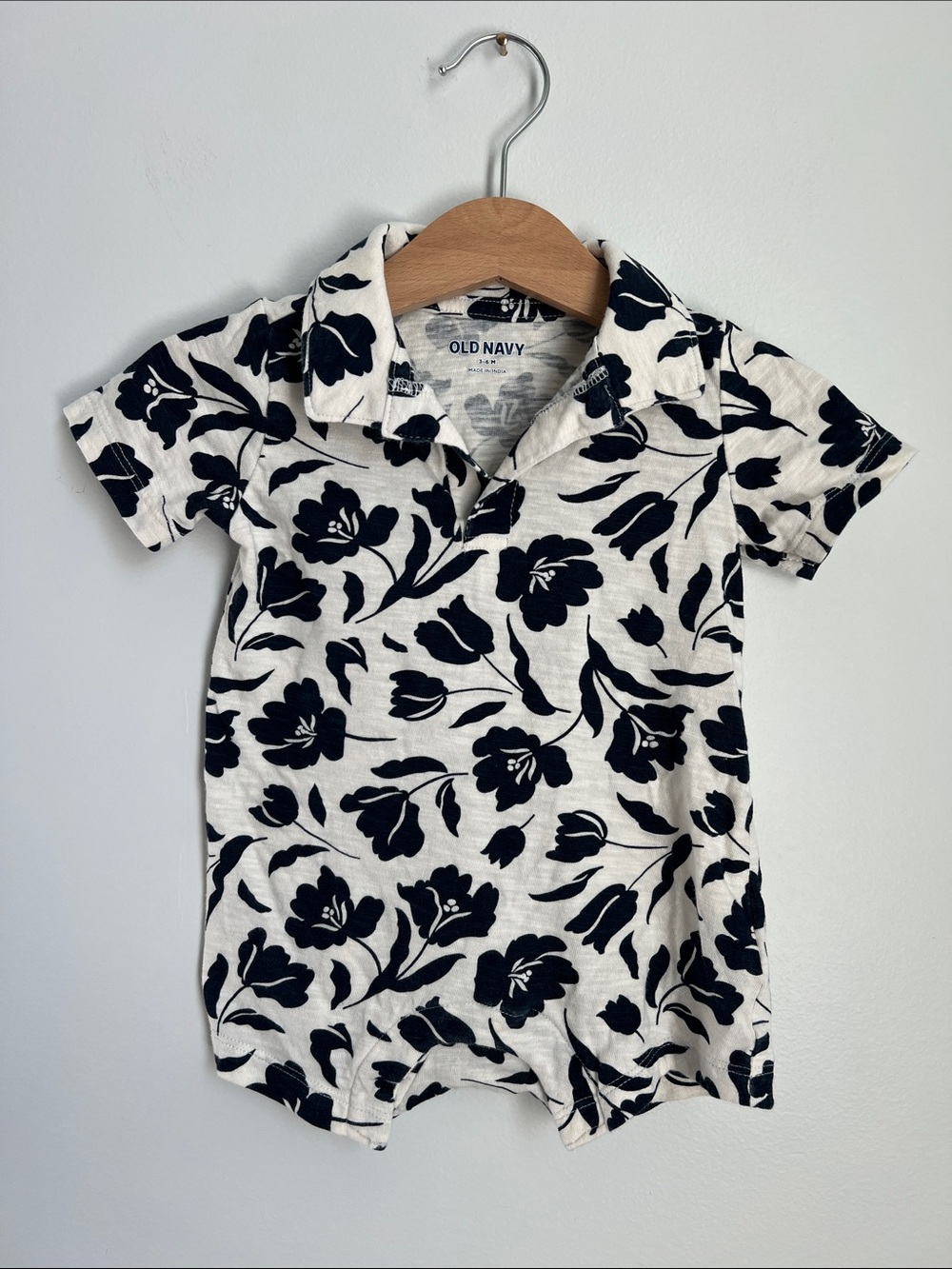 Old Navy | Baby White Polo with Navy Floral Print One-piece Size 3-6 Months